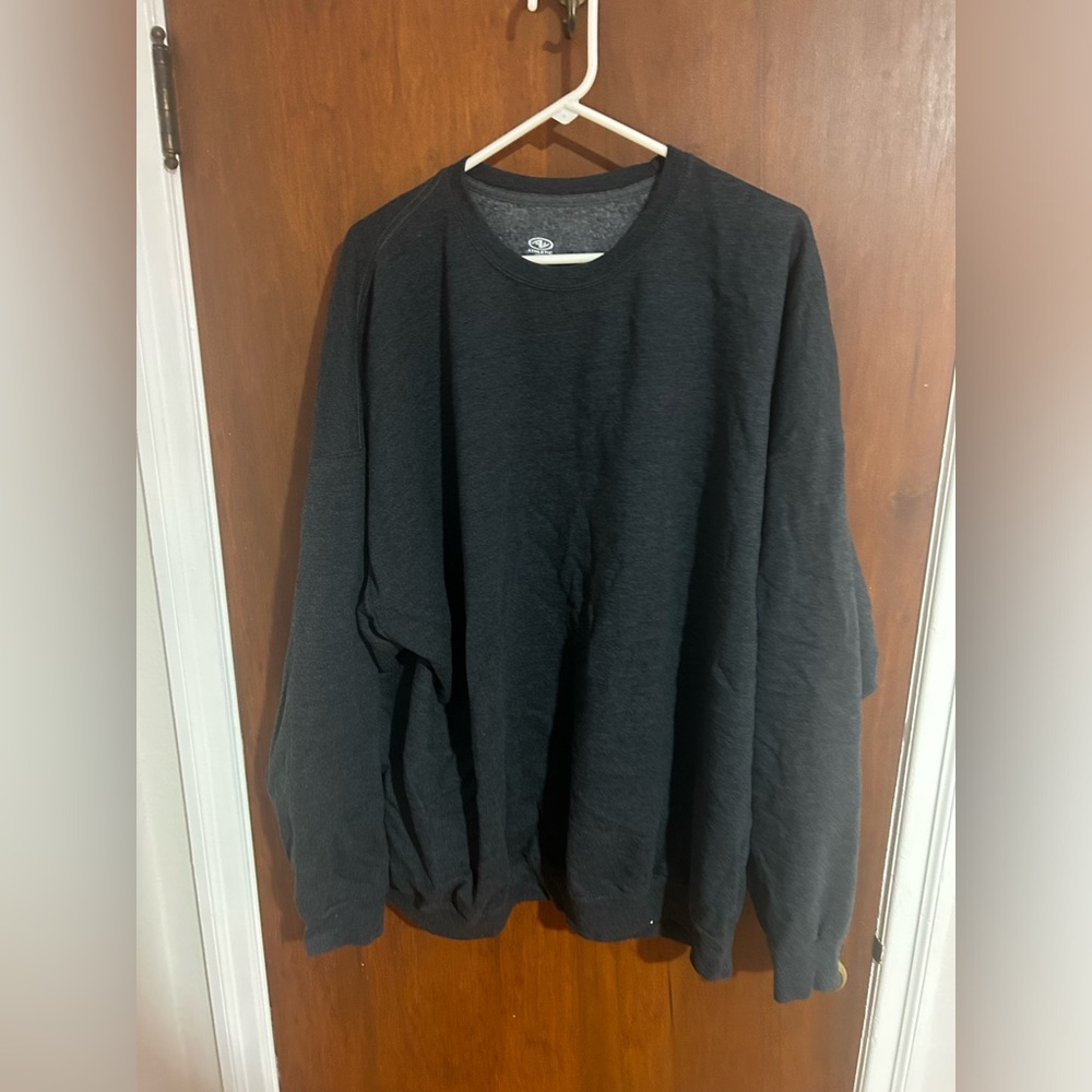 Grey sweatshirt